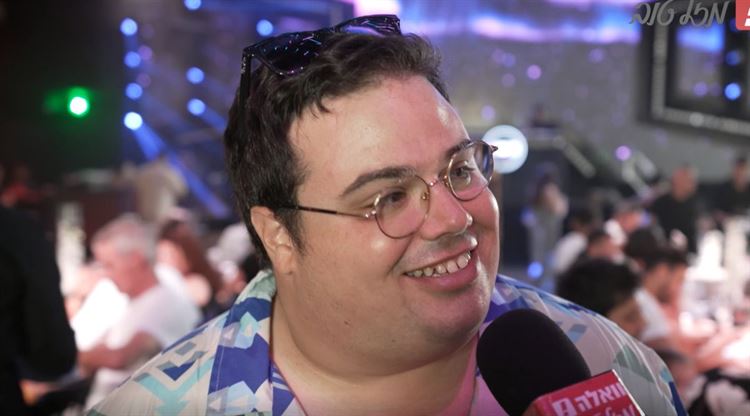 אוראל צברי (צילום: וואלה מזל טוב)