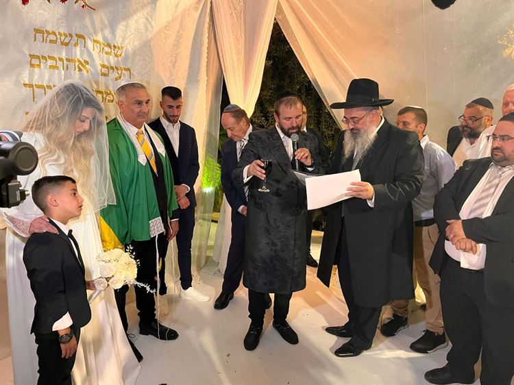 צילום: אפרים מנדלסון. באדיבות: איציק אוחנה 'כיכר השבת' ו'הרבנית של האינסטגרם'