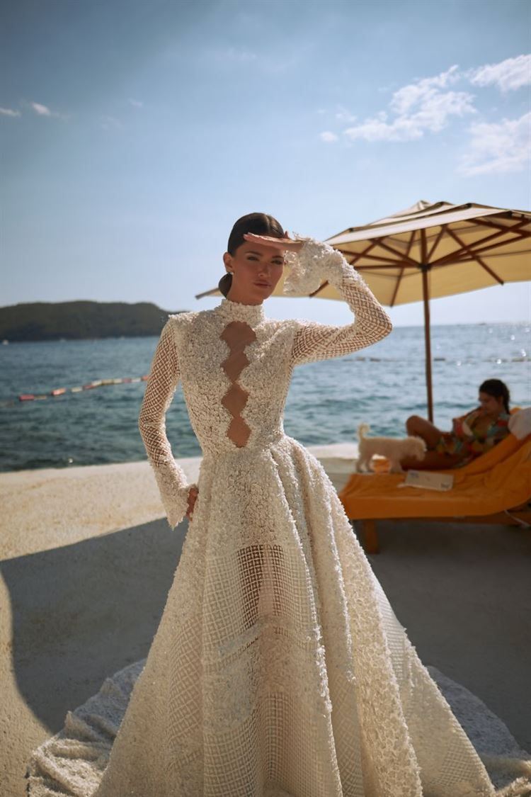 קולקציית 2023 של ענבל דרור (צילום: אלון שפרנסקי)