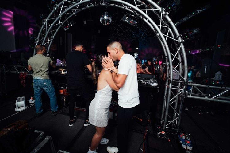 החתונה של יובל ואבי (צילום: stories photography)