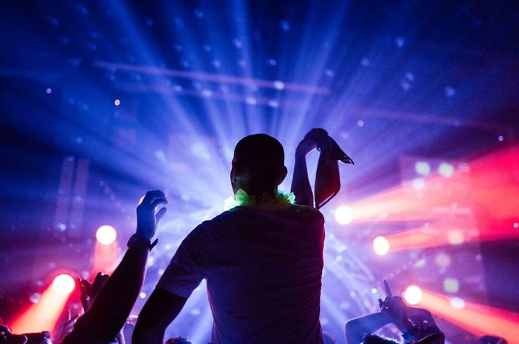 החתונה של יובל ואבי (צילום: stories photography)