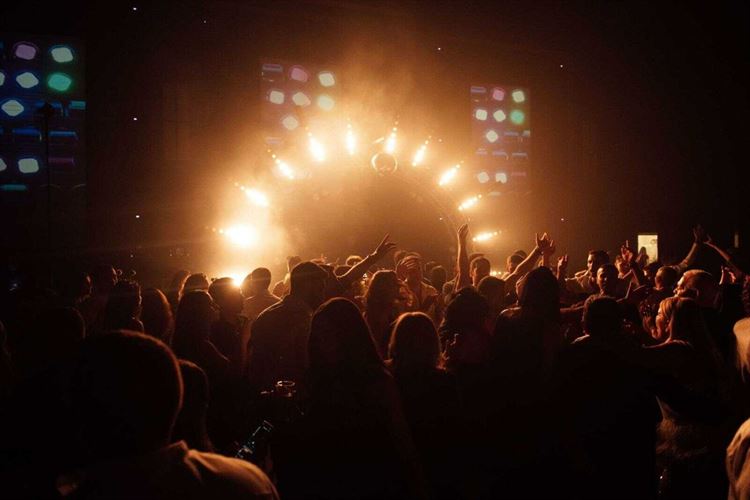 החתונה של יובל ואבי (צילום: stories photography)