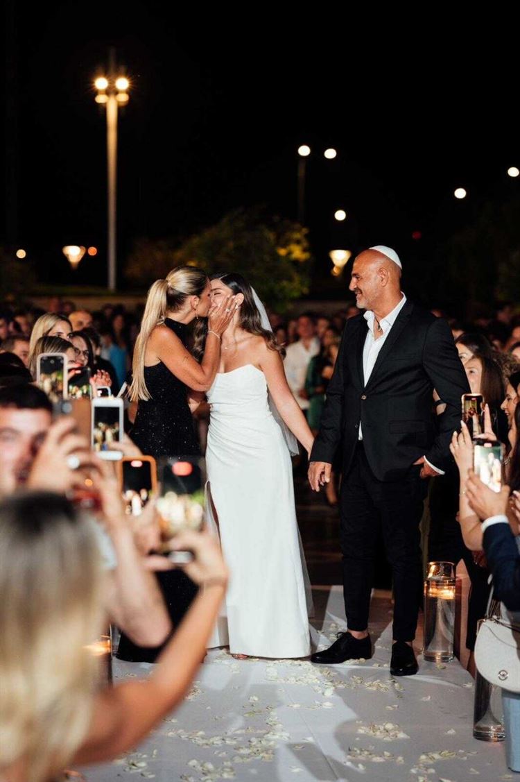 החתונה של יובל ואבי (צילום: stories photography)