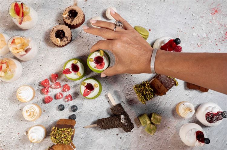 תפריט 2024 של אמארה (צילום: וואלה! מזל טוב)