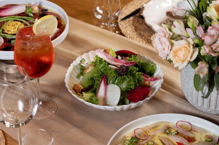 תפריט 2024 של אמארה (צילום: וואלה! מזל טוב)