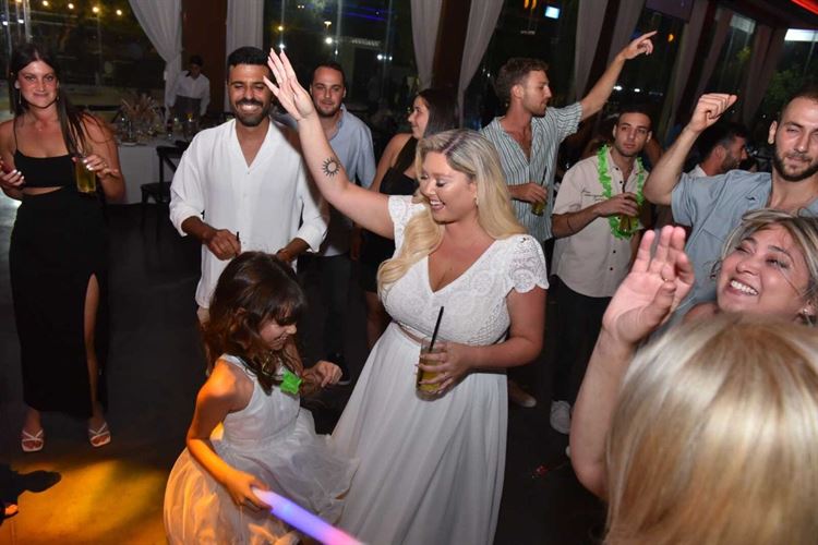 החתונה של קרן ועמית (צילום: שחר גל)