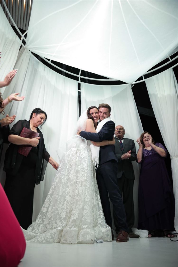 החתונה של מילנה ורוברט (צילום: מיקי סוויסה)