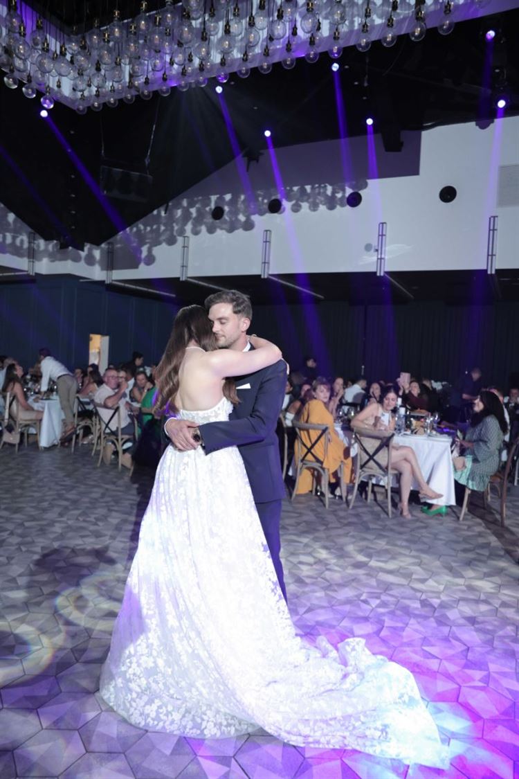 החתונה של מילנה ורוברט (צילום: מיקי סוויסה)