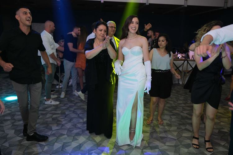 החתונה של מילנה ורוברט (צילום: מיקי סוויסה)