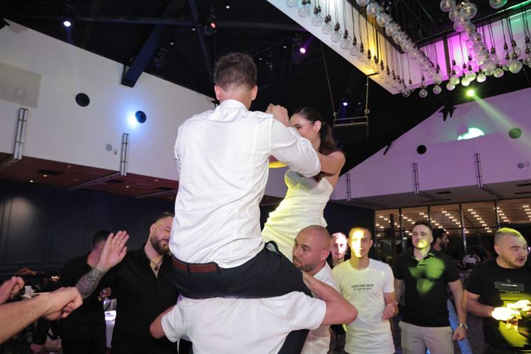 החתונה של מילנה ורוברט (צילום: מיקי סוויסה)