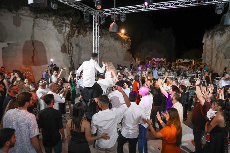 החתונה של תם וניצן (צילום: ברנז'ה צלמים)