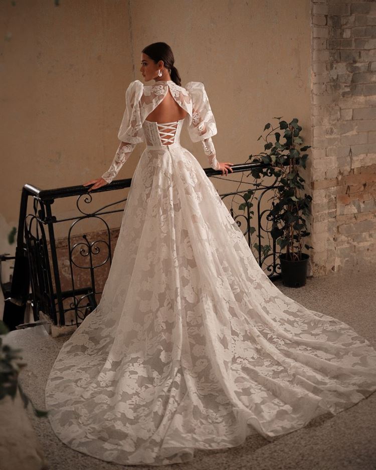 הפרח בגני: קולקציית הכלות של גלית רוביניק 9