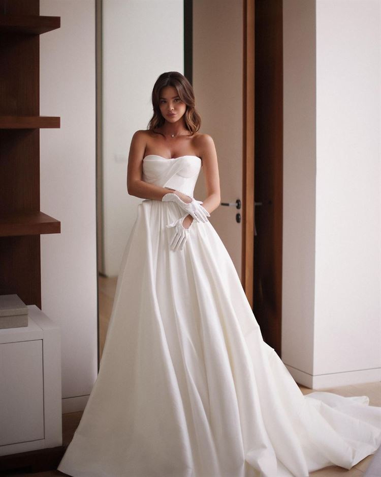 התחתני בסטייל: קולקציית 2024 של שלומית אזרד 4