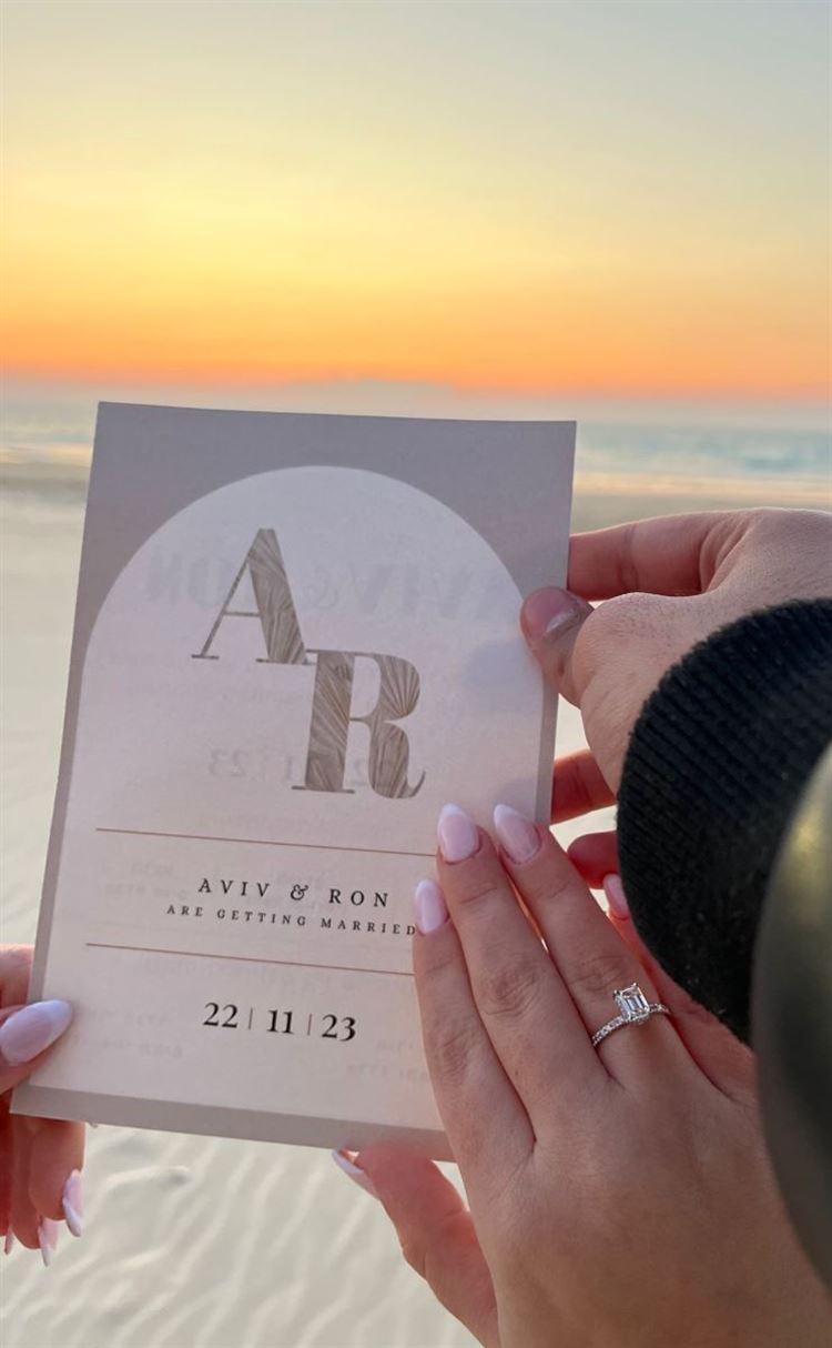 צילום: avi red camera