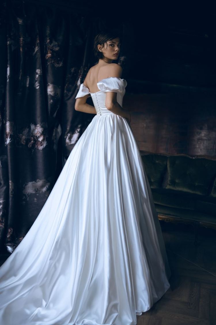 פנינים, תחרה ונשיות מפתיעה: ענבל דרור מוכיחה שוב למה היא אחד השמות הלוהטים בעולם הכלות 2