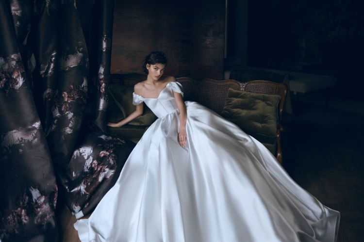 פנינים, תחרה ונשיות מפתיעה: ענבל דרור מוכיחה שוב למה היא אחד השמות הלוהטים בעולם הכלות 12