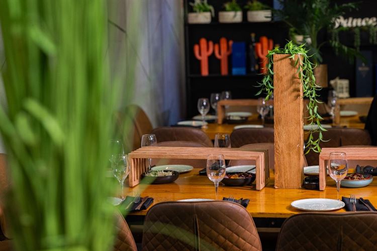 הקסם שבאינטימיות: מה הופך אירועים קטנים לבלתי נשכחים 2