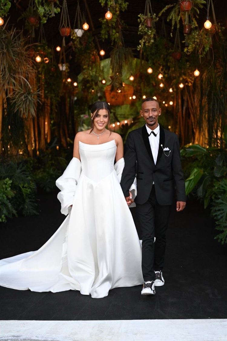 שמלה ראשונה. צילום: שלומי ביטון