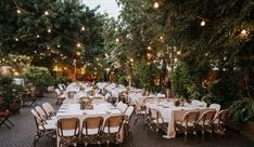 אולמות לבת ובר מצווה -  white