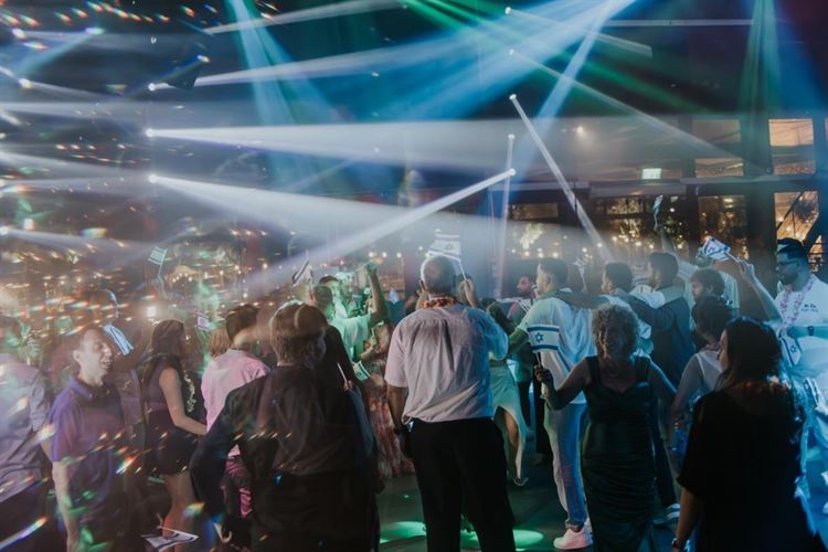 צילום: סשה קוזלוב