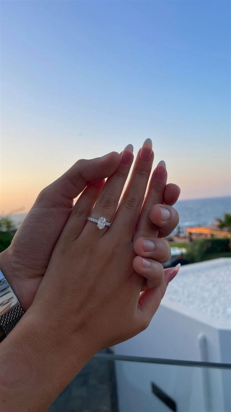 באדיבת הזוג