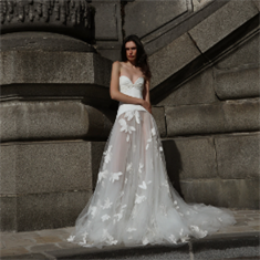  NEW DAWN 2026 - הקולקציה החדשה של ליז מרטינז