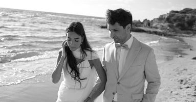 כשהים מחליף את האולם: החתונה של נעם ודניאל 