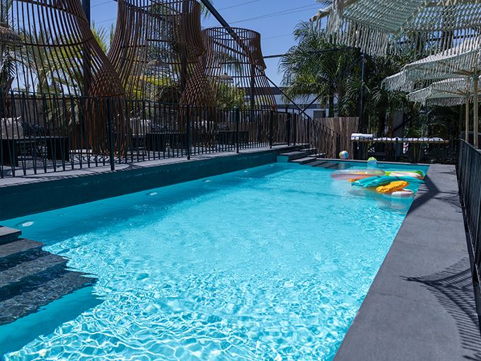 חתונה עם בריכה לחתונה - TAO טאו - כנות