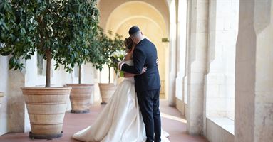 מהודעת פייסבוק לחופה: הסיפור של רז ובראל 