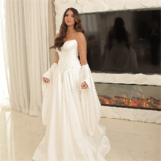 אהבה שחיכתה שש שנים, הצעה בדובאי וחתונה עם וייב של חלום