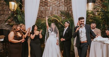 פילטר קפה, וילה מעלפת וחלום אחד קטן שהתגשם: החתונה של אתי ורואי 