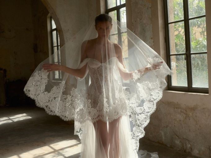 שמלות כלה  לחתונה - Eisen - Stein אייזן שטיין - תל אביב -יפו