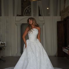 אהבה, גשם, ותאילנד: כל מה שצריך לסיפור מושלם